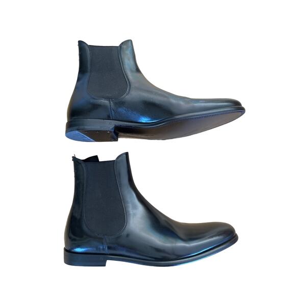 Dolce & Gabbana - Men\'s Slip On Leather Chelsea Boots in Black main image 9